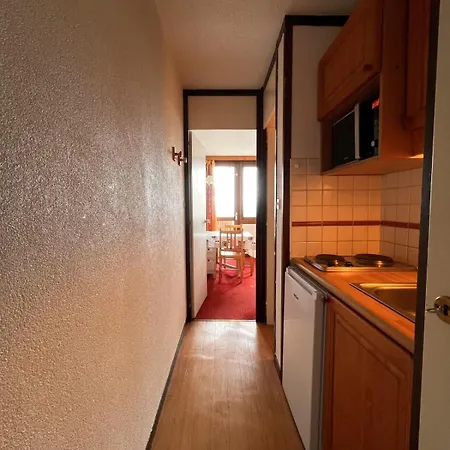 Charming And Comfortable With Balcony Apartment *